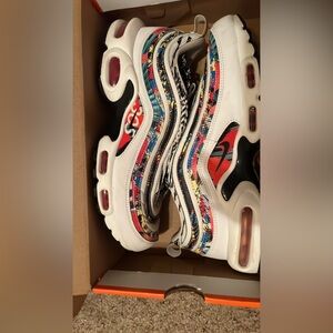 Downsizing so I’m selling 
Shock x price in photos 
$700 obo